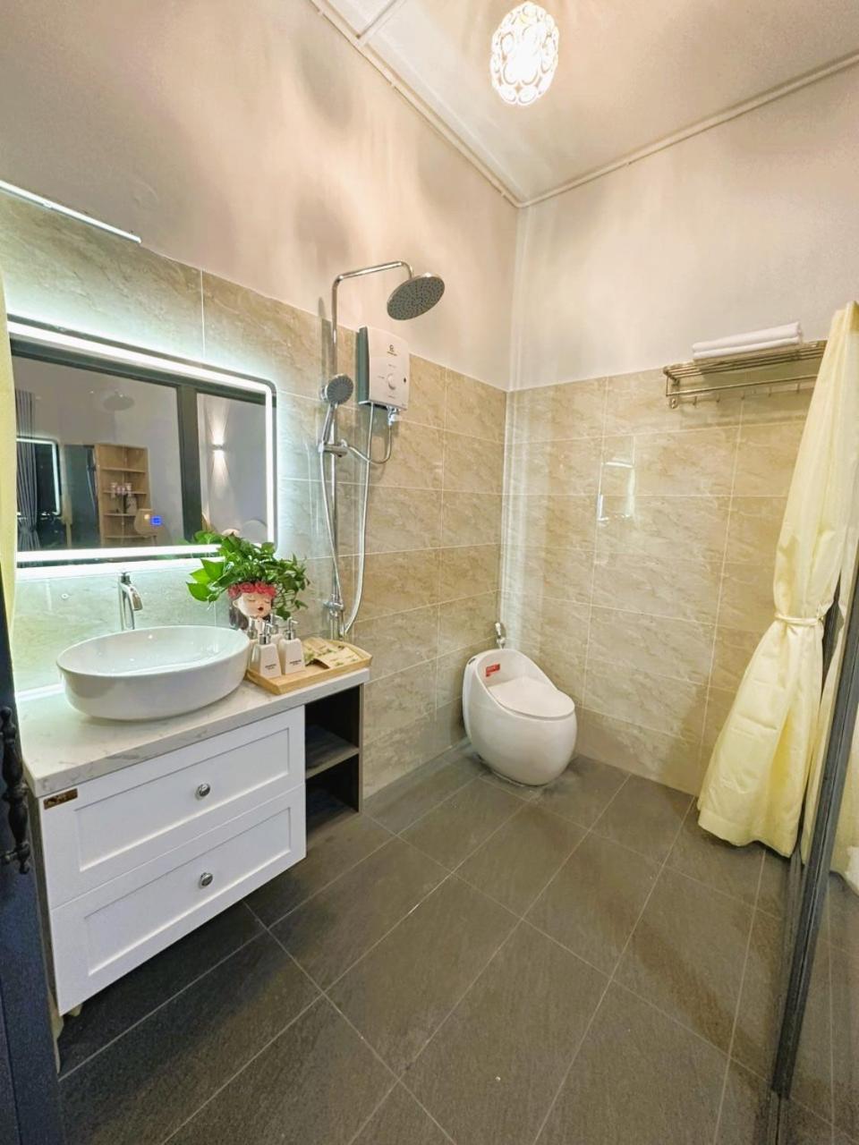6Even Hotel - Have A Staycation In The Cafe Apartments Building Ho Chi Minh-staden Exteriör bild